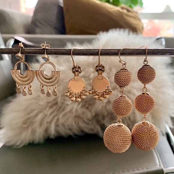 3 Pairs of Gold Earrings - Madewell / Club Monaco - Picture 2 of 7